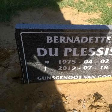 PLESSIS Bernadette, du 1975-2019