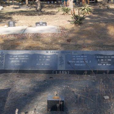 CLARKE Joseph John 1910-1982 &amp; Margaretha M.J. KLOPPER 1910-1988