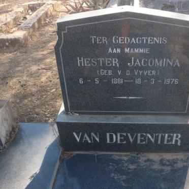 DEVENTER Danie, van -1954 &amp; Hester Jacomina V.D. VYVER 1881-1976