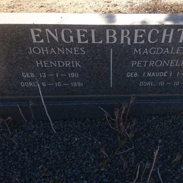 ENGELBRECHT Johannes Hendrik 1911-1991 &amp; Magdalena Petronella NAUDÉ 1910-1994