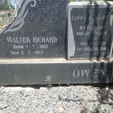 OWEN Walter Richard 1887-1957 &amp; Magdalene Sarah THARRATT 1892-1984