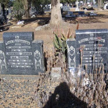 VUUREN Johannes, Jansen van 1887-1942 &amp; Martha Louisa Hayward HATTINGH formerly VAN VUUREN 1894-19?5