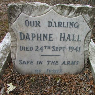 HALL Daphne -1941