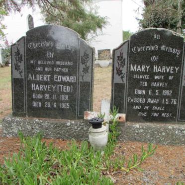 HARVEY Albert Edward 1891-1965 &amp; Mary 1902-1976