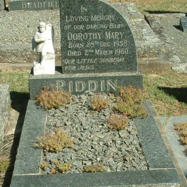 RIDDIN Dorothy Mary 1958-1960