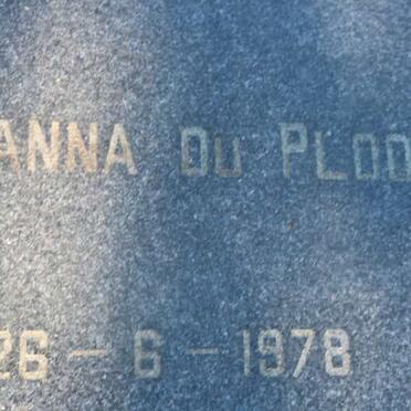 THOMPSON Helena Susanna nee DU PLOOY 1941-1978