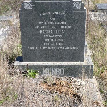 MUNRO Martha Lucia nee MAARTENS 1906-1961