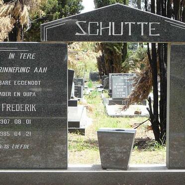 SCHUTTE Jan Frederik 1907-1985 &amp; Maria Jacoba 1908-1991