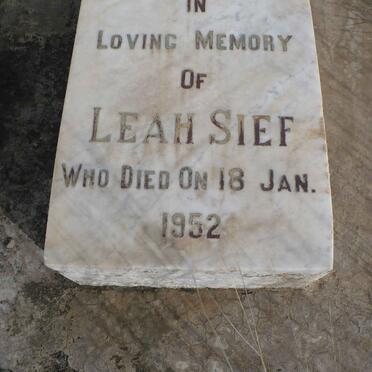 SIEF Leah -1952