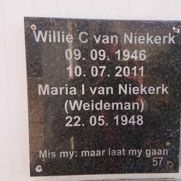 NIEKERK Willie C., van 1946-2011 &amp; Maria I. WEIDEMAN 1948-