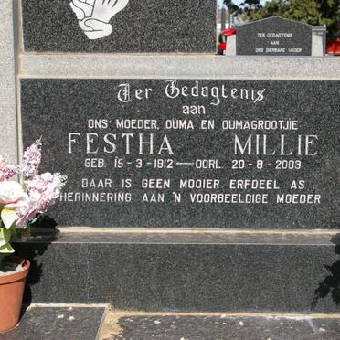 LATEGAN Jacobus 1910-1983 &amp; Festha Millie 1912-2003