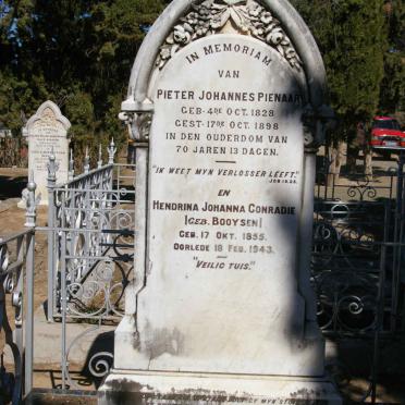 PIENAAR Pieter Johannes 1828-1898 &amp; Hendrina Johanna Conradie BOOYSEN 1855-1943
