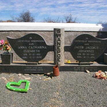 SWANEPOEL Jacob Jacobus Johannes 1918-1976 &amp; Anna Catharina Elizabeth 1922-2002