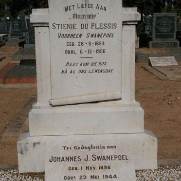 SWANEPOEL Johannes J. 1896-1944 :: DU PLESSIS Stienie voorheen SWANEPOEL 1894-1956
