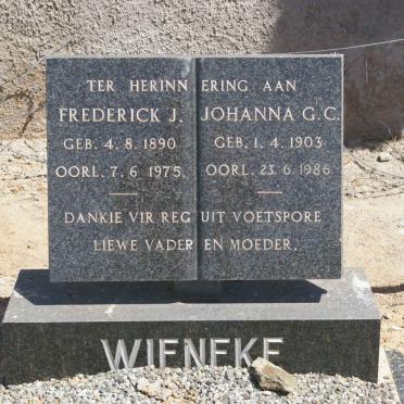 WIENEKE Frederick J. 1890-1975 &amp; Johanna G.C. 1903-1986