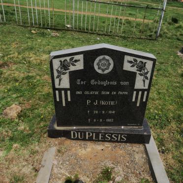 PLESSIS P.J., du 1941-1982