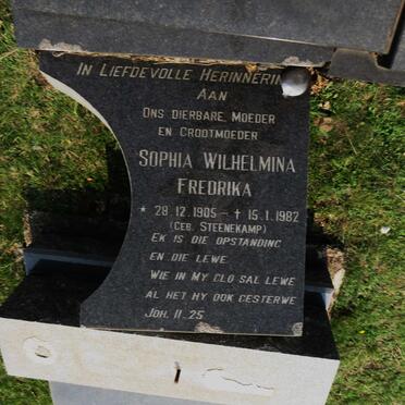 PRETORIUS Sophia Wilhelmina Fredrika nee STEENEKAMP 1905-1982 