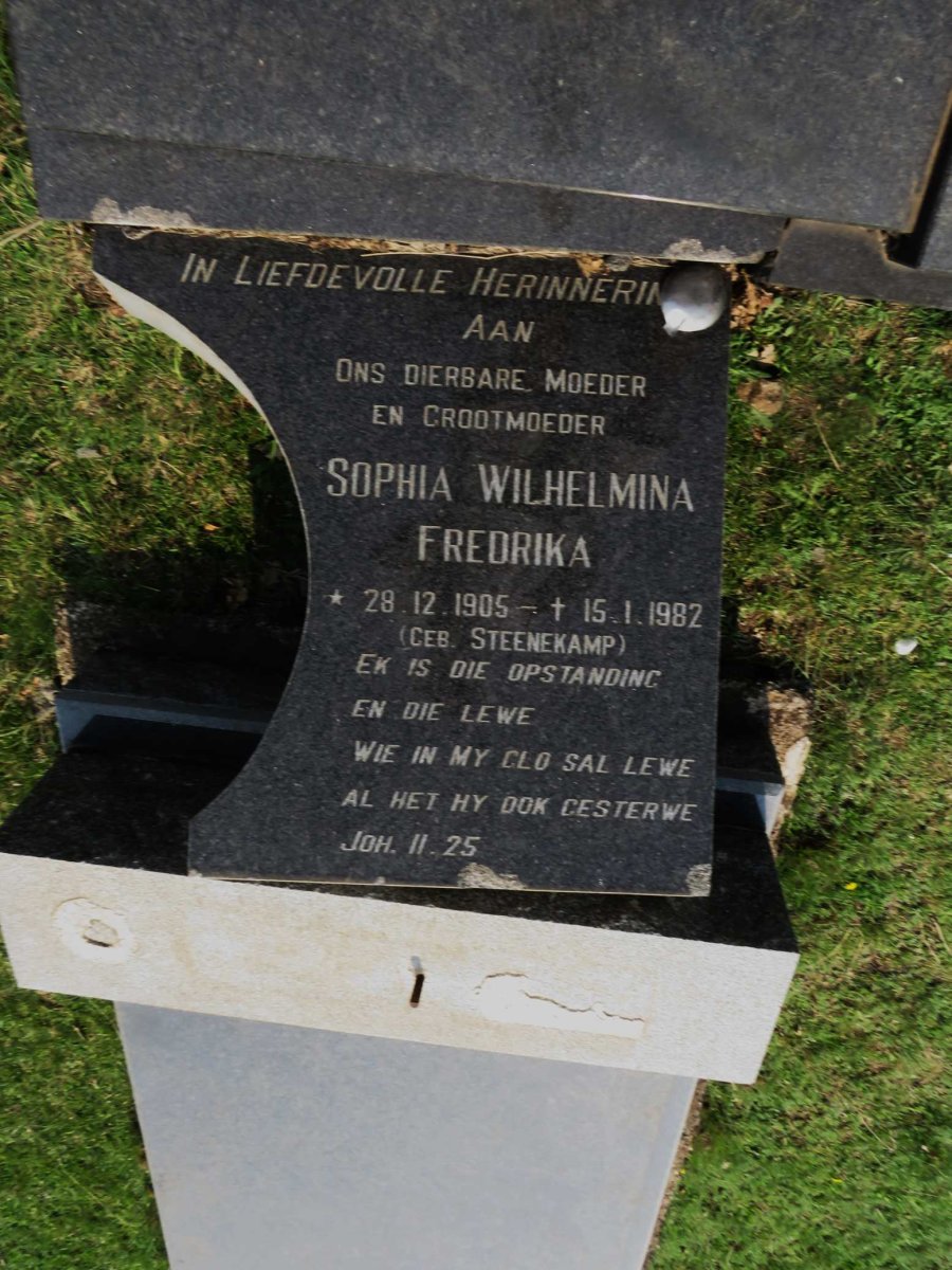 PRETORIUS Sophia Wilhelmina Fredrika nee STEENEKAMP 1905-1982