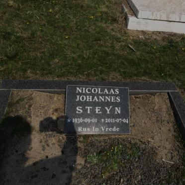 STEYN Nicolaas Johannes 1936-2011