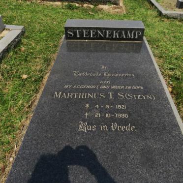 STEENEKAMP Marthinus T.S. 1921-1990