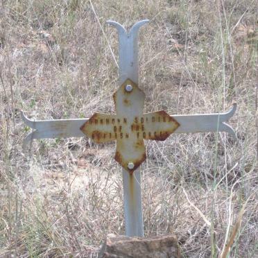 Eastern Cape, BATHURST district, Cawood's Post, War memorial and graves