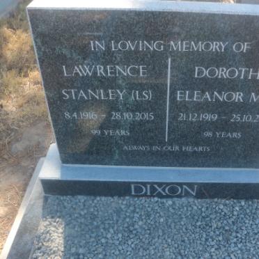 DIXON Lawrence Stanley 1916-2015 &amp; Dorothy Eleanor May 1919-2018