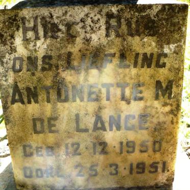 LANGE Antonette M., de 1950-1951