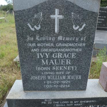 MAUER Joseph William 1914-1981 &amp; Ivy Grace SEENEY 1921-2014