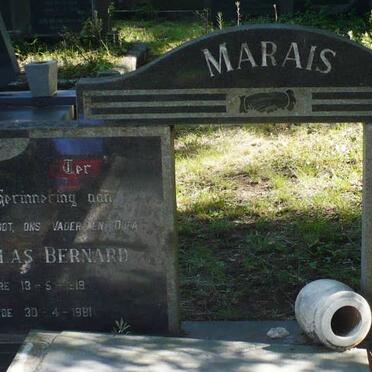 MARAIS Nicholas Bernard 1919-1981 &amp; Maria Elizabeth BASSON 1920-2010