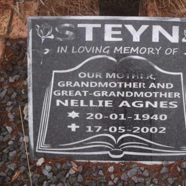 STEYN Nellie Agnes 1940-2002