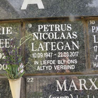 LATEGAN Petrus Nicolaas 1947-2017
