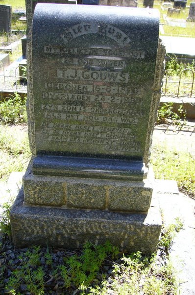 GOUWS T.J. 1879-1934