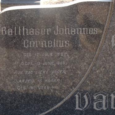 PLETZEN Balthaser Johannes Cornelius, van 1882-1956 &amp; Maria Magdalena OOSTHUIZEN 1883-1948