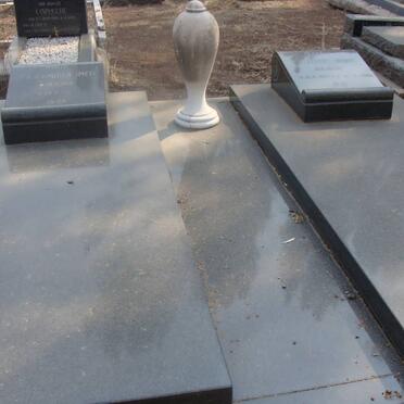 KRUGER P.S. 1896-1976 &amp; P.S. neé VENTER 1897-1989