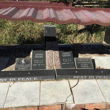 BUNU Luyanda Leonard 1933-2003 :: BUNU Samkelo Griffiths 1972-2004