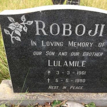 ROBOJI Lulamile 1961-1990