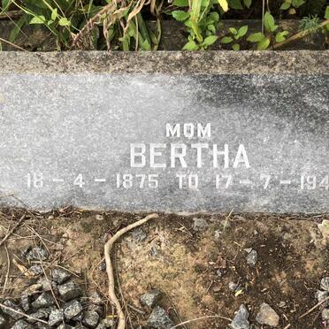 WEBB Bertha 1875-1943