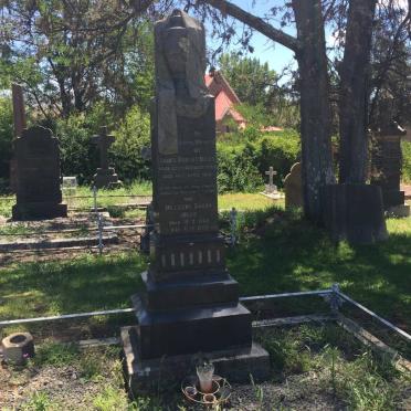 MILES James Robert 1852-1913 &amp; Millicent Sarah 1860-1956