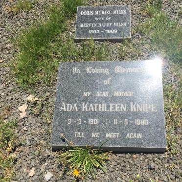 KNIPE Ada Kathleen 1901-1980 :: MILES Doris Muriel 1892-1989