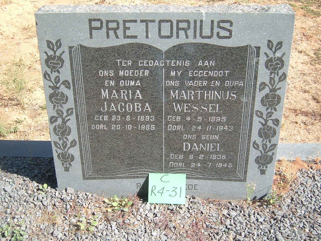 PRETORIUS Marthinus Wessel 1895-1943 &amp; Maria Jacoba 1893-1985 :: PRETORIUS Daniel 1936-1945