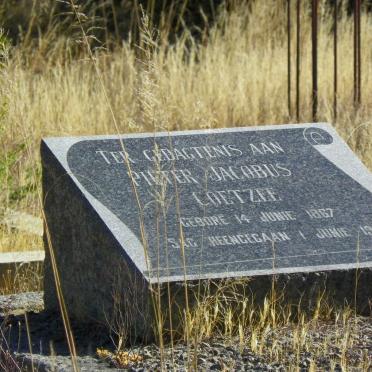 Eastern Cape, CRADOCK district, Schuil Hoek 242, Beletskloof, farm cemetery