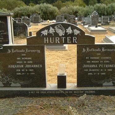 HURTER Abraham Johannes 1921-1986 &amp; Johanna Petronella ALBERTS 1900-1985