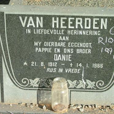HEERDEN Danie, van 1912-1966