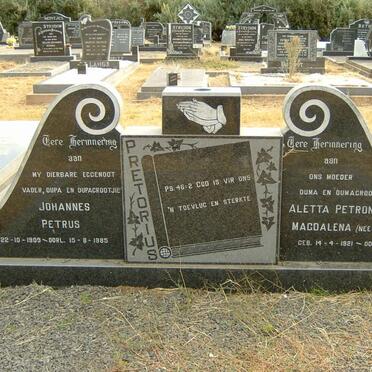 PRETORIUS Johannes Petrus 1909-1985 &amp; Aletta Petronella Magdalena VENTER 1921-