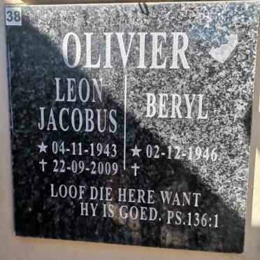 OLIVIER Leon Jacobus 1943-2009 &amp; Beryl 1946-