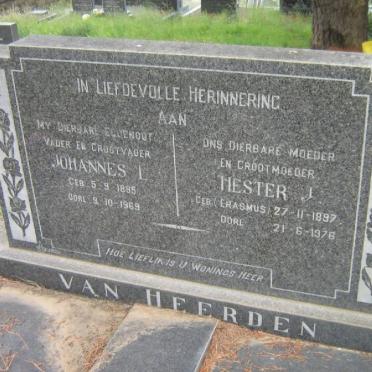 HEERDEN Johannes L., van 1895-1969 &amp; Hester J. ERASMUS 1897-1976