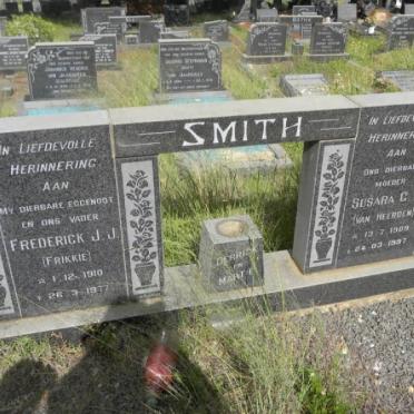 SMITH Frederick J.J. 1910-1977 &amp; Susara C.M. VAN HEERDEN 1909-1997