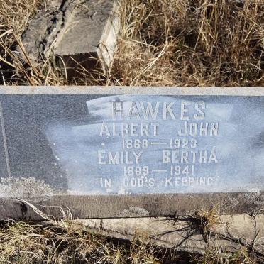 HAWKES Albert John 1868-1923 &amp; Emily Bertha 1869-1941 :: HAWKES Granny :: CHINNER Granny
