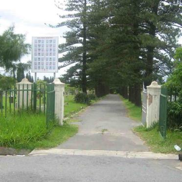 1. Entrance to East Bank Old Cemetery Off Commercial Road