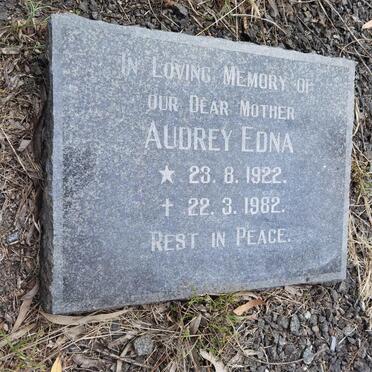 ? Audrey Edna 1922-1982
